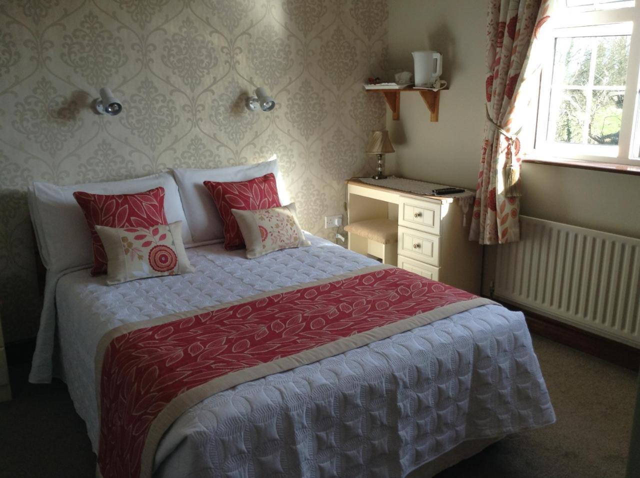 Riverwalk House B&B Oughterard Exteriör bild